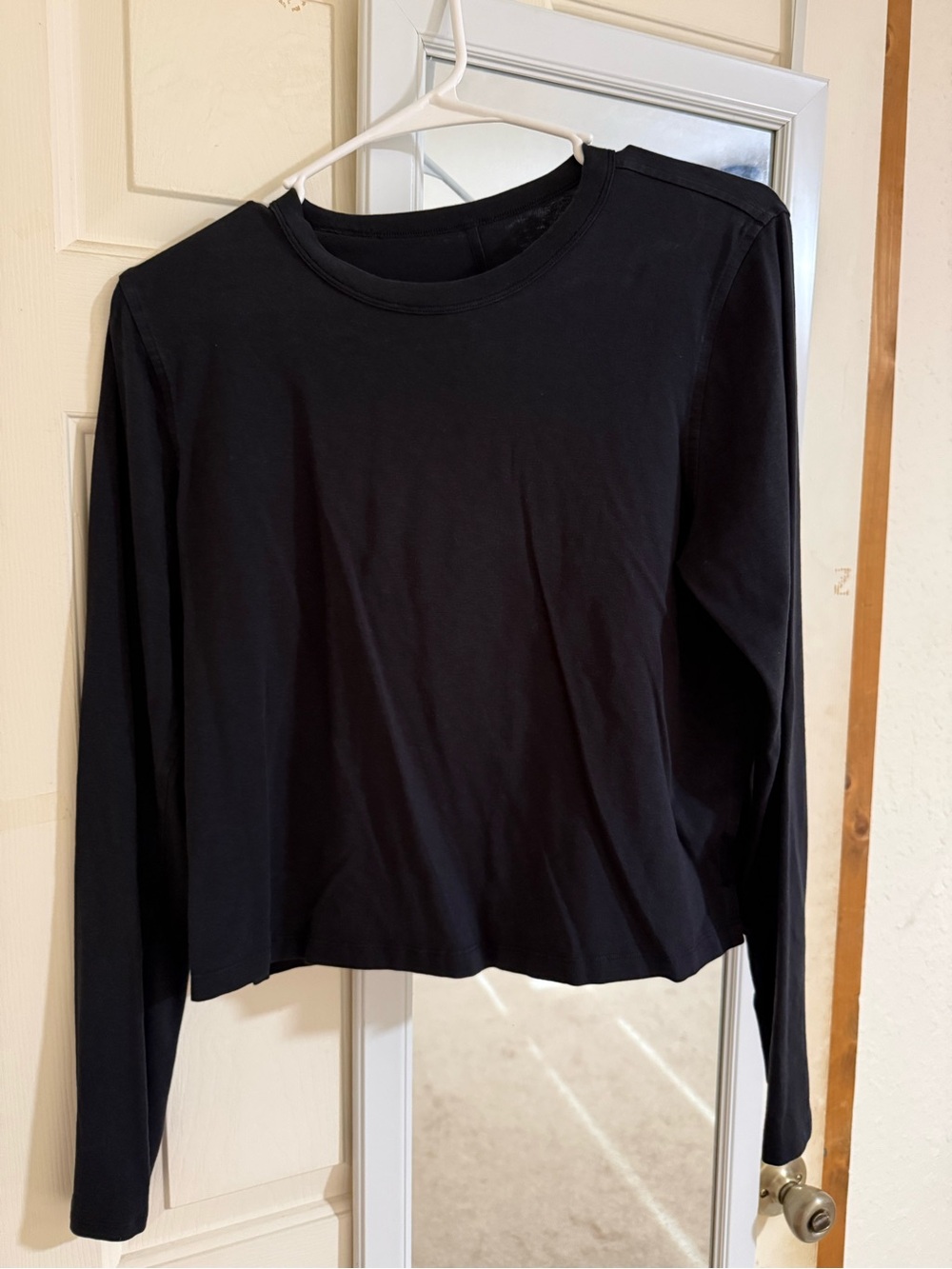 Lululemon Black Long-Sleeve Top